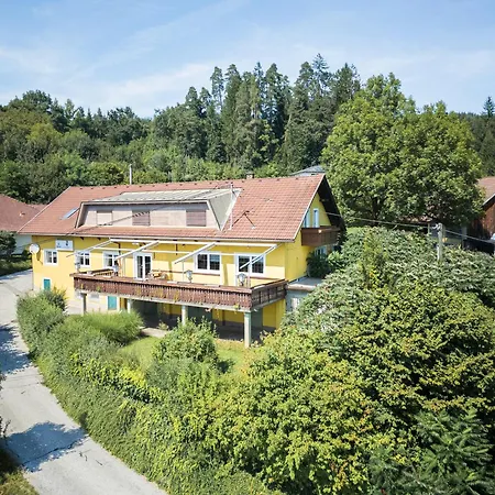 Kikis Sunshine 公寓 Wolfnitz